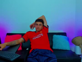 max_wild01 webcam model stream image