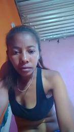 Felicinne webcam model stream image