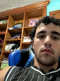 aavrdvh33 webcam model stream image