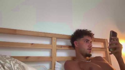 roma2220 webcam cam4 model stream image
