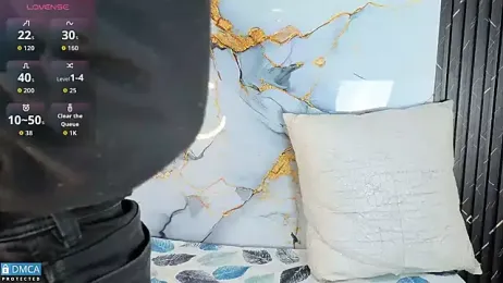 MaeveKuro webcam model stream image