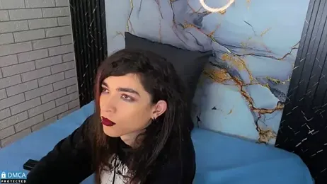 MaeveKuro webcam model stream image