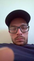 Symon34 webcam cam4 model stream image