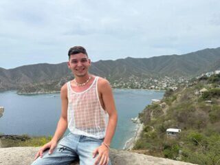 Angel Moretty webcam flirt4free model stream image