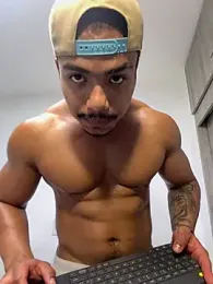 XavierColeman webcam stripchat model stream image