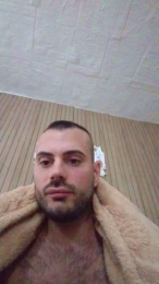 Viki84 webcam model stream image