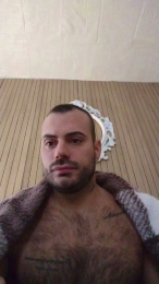 Viki84 webcam model stream image