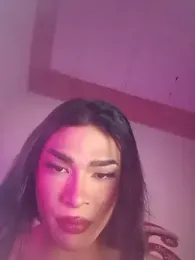 Soyshelly webcam model stream image