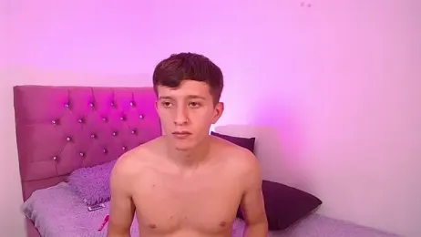 mae_nathan_ webcam model stream image