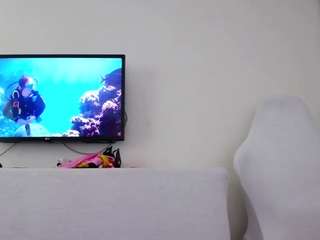 facelesss webcam model stream image