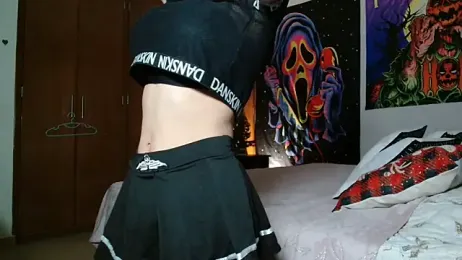 MINI_Petite webcam model stream image