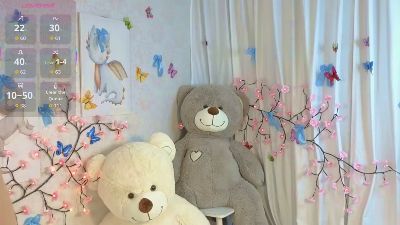 ViollaBoom webcam model stream image