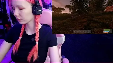 Maya_Viola webcam model stream image