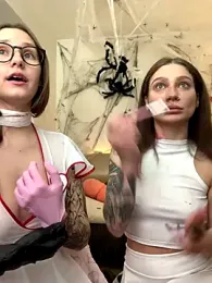 HotCaramellsTV webcam model stream image