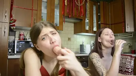 HotCaramellsTV webcam model stream image