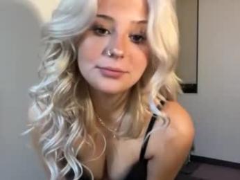 valeriekingx webcam chaturbate model stream image
