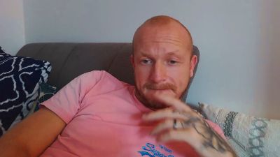 Mekcho92000 webcam model stream image