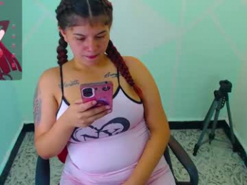 krissone_1 webcam model stream image