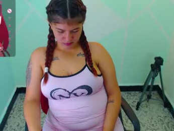 krissone_1 webcam model stream image