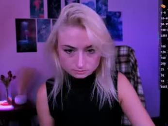 vicky_kim webcam model stream image