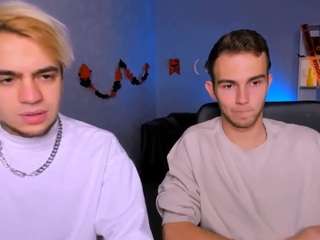 astren-villo webcam model stream image