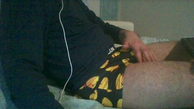 Pikarti webcam model stream image