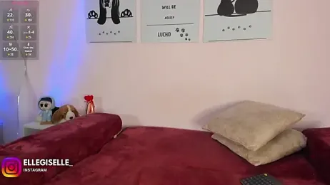 ElleGisellee webcam model stream image