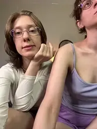 Jitoon_Exe webcam model stream image