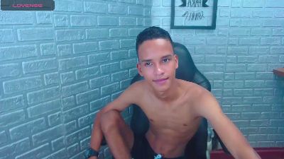 Dante_Moreau webcam model stream image