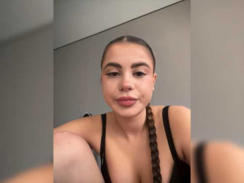 Vik04ka webcam model stream image