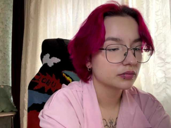 YoungAvenoso webcam model stream image