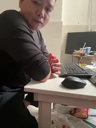 MRhuang007 webcam model stream image