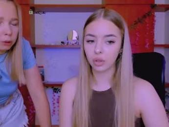 viola_sweet_ webcam model stream image