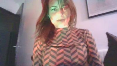 ElleestOuu webcam model stream image