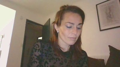 ElleestOuu webcam model stream image