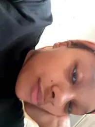 Marleymols webcam model stream image