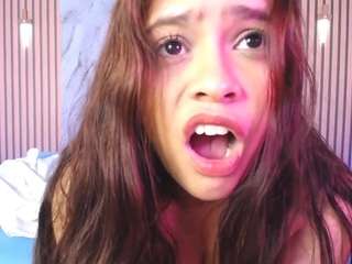 paigelvez webcam model stream image