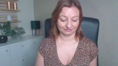 1Angela39 webcam model stream image