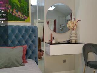 Sienna Pierce webcam model stream image