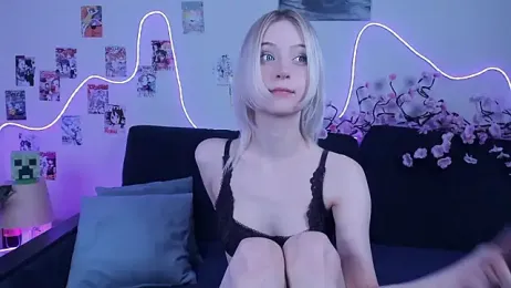 Megan--chan webcam model stream image