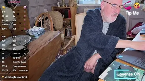 Adamdaddybear webcam stripchat model stream image