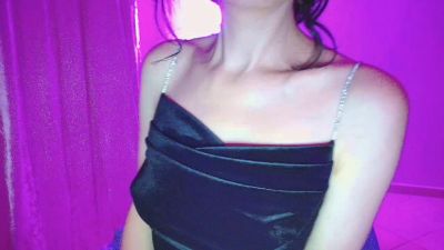 __nina webcam model stream image