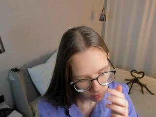 Ethelyn Cale webcam model stream image