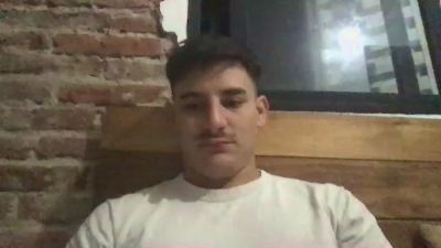 E1drian32_ webcam model stream image