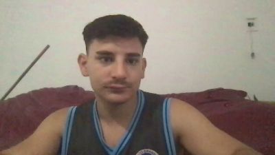 E1drian32_ webcam model stream image