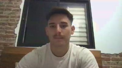 E1drian32_ webcam model stream image