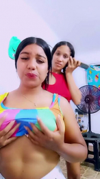 Jeans_Pee webcam cam4 model stream image