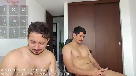 maxdoggy1 webcam stripchat model stream image