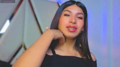 Meelfox webcam model stream image