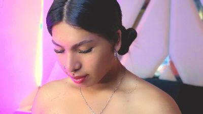 Meelfox webcam model stream image